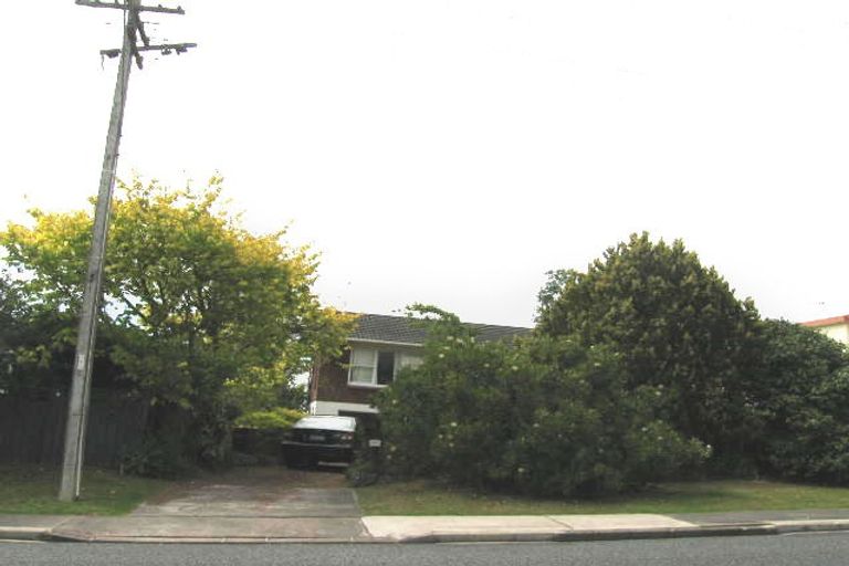 Photo of property in 995 Beach Road, Torbay, Auckland, 0630
