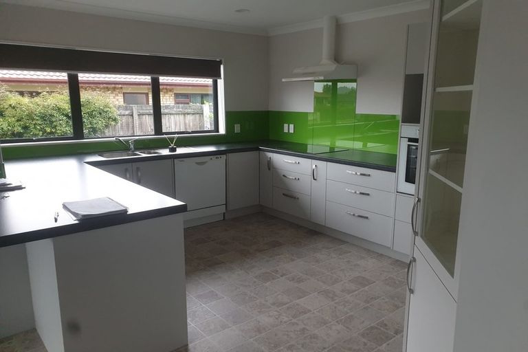 Photo of property in 19 Elmbridge Place, Owhata, Rotorua, 3010