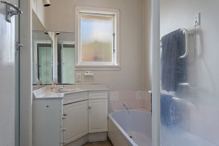 Photo of property in 84 Blankney Street, Hornby, Christchurch, 8042