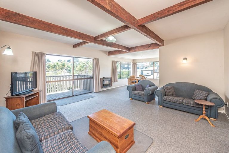 Photo of property in 87 Great North Road, Saint Johns Hill, Whanganui, 4501