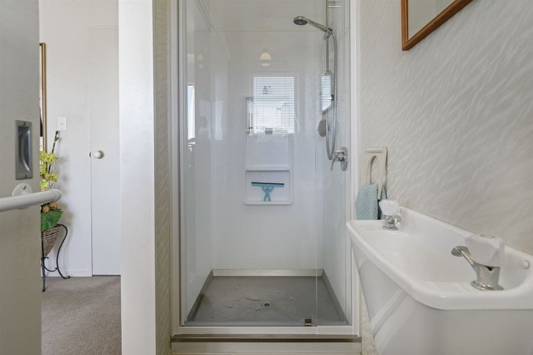 Photo of property in 4 Ferndown Close, Brookfield, Tauranga, 3110