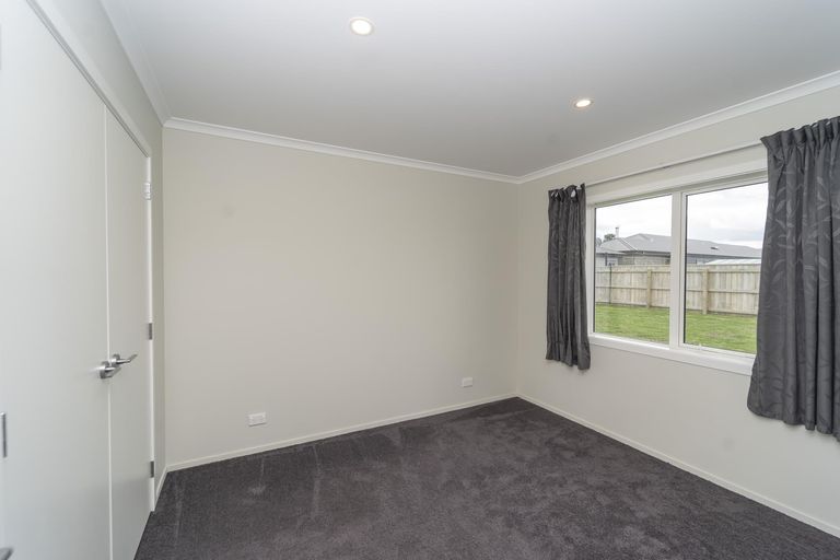Photo of property in 8 Hartley Avenue, Carterton, 5713