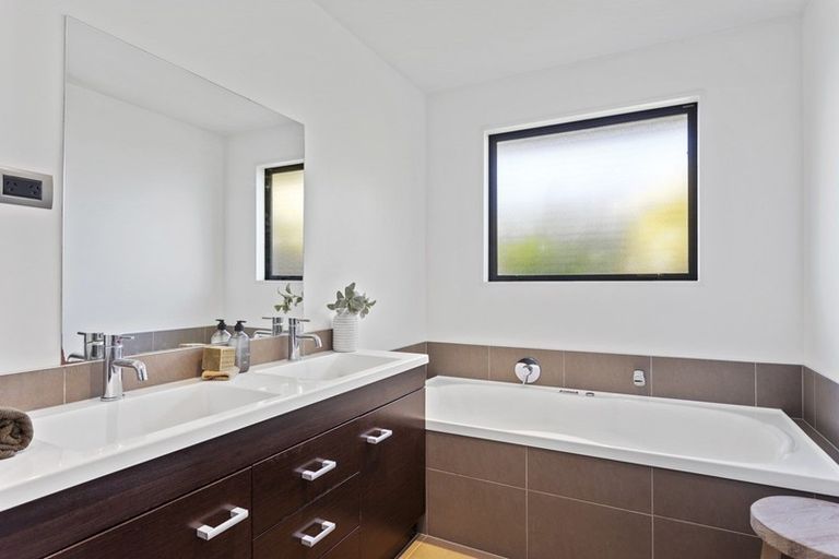 Photo of property in 33b Ramahana Road, Huntsbury, Christchurch, 8022