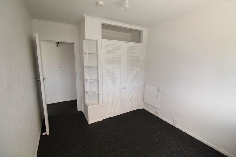 Photo of property in 25 Kamara Road, Glen Eden, Auckland, 0602