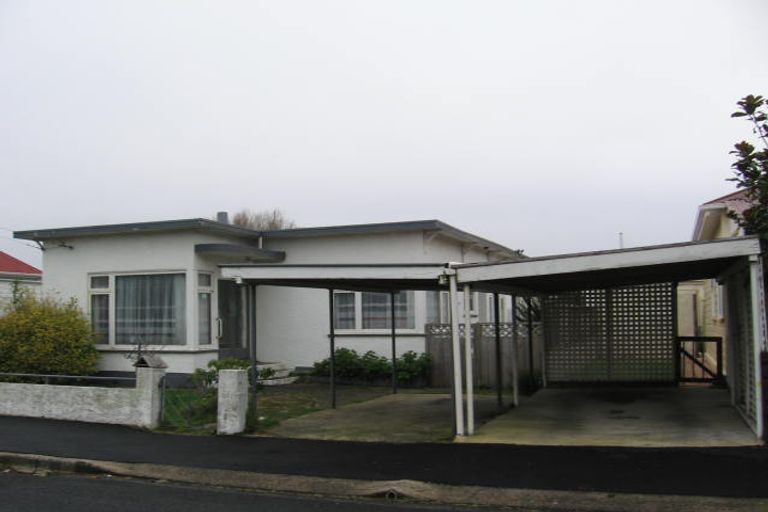 Photo of property in 74 Oxford Street, South Dunedin, Dunedin, 9012
