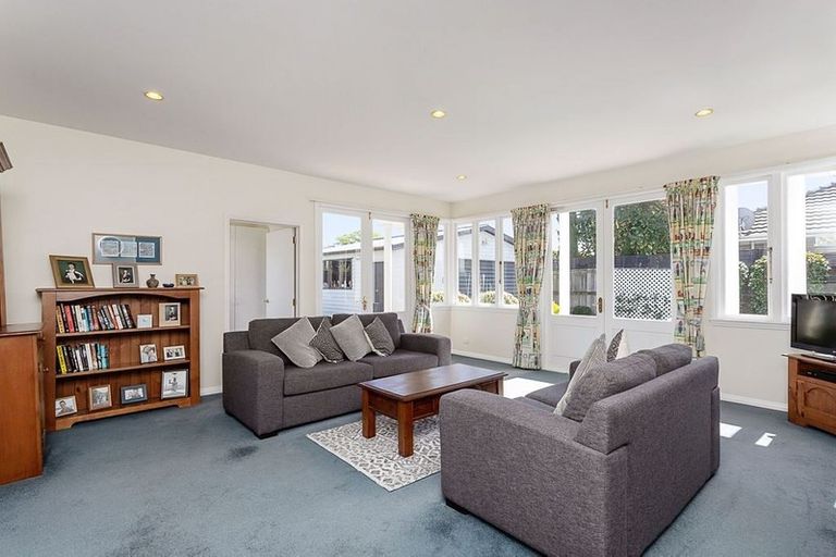 Photo of property in 127 Watford Street, Strowan, Christchurch, 8052