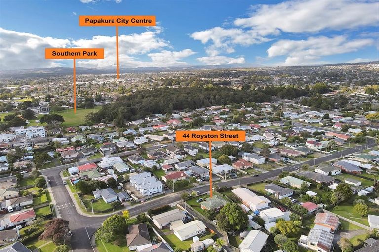 Photo of property in 44 Royston Street, Rosehill, Papakura, 2113