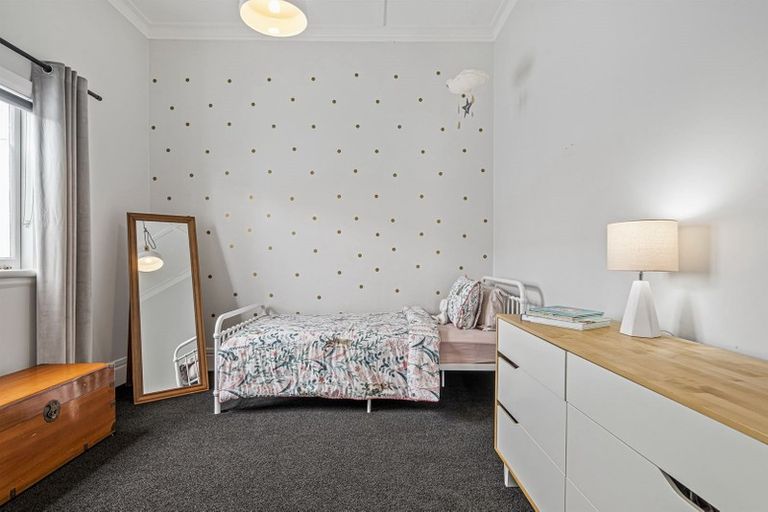 Photo of property in 1/20 Corrella Road, Belmont, Auckland, 0622