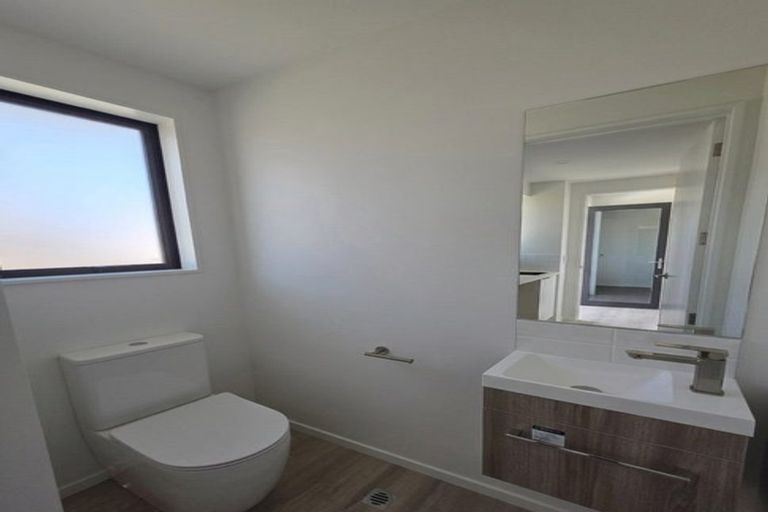 Photo of property in 8/200 Main Road North, Redwood, 8051