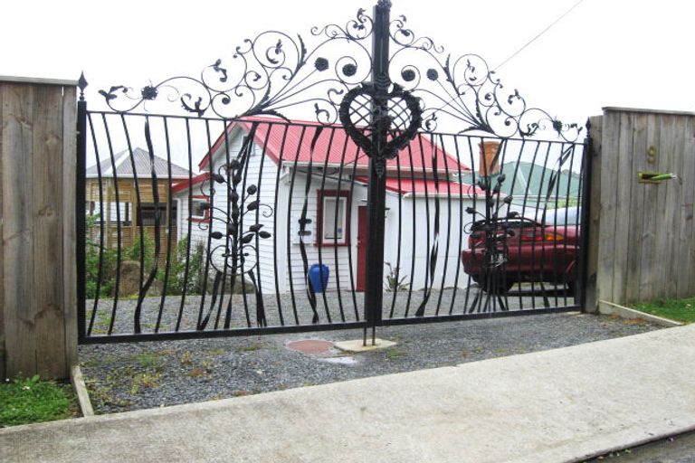 Photo of property in 9 Anzac Road, Morningside, Whangarei, 0110