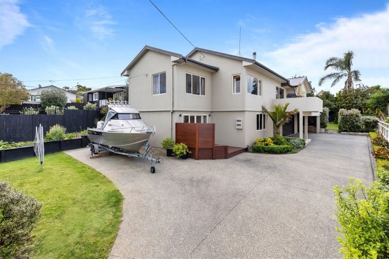 Photo of property in 59 Hastings Road, Mairangi Bay, Auckland, 0630