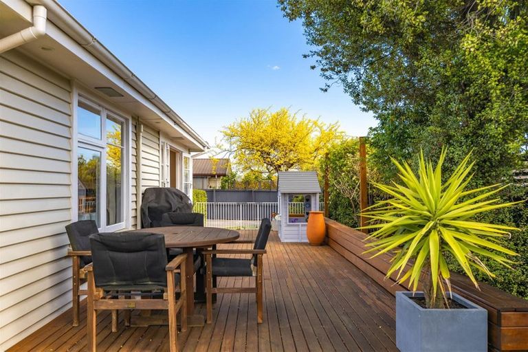 Photo of property in 1/2 Moreland Avenue, Papanui, Christchurch, 8053