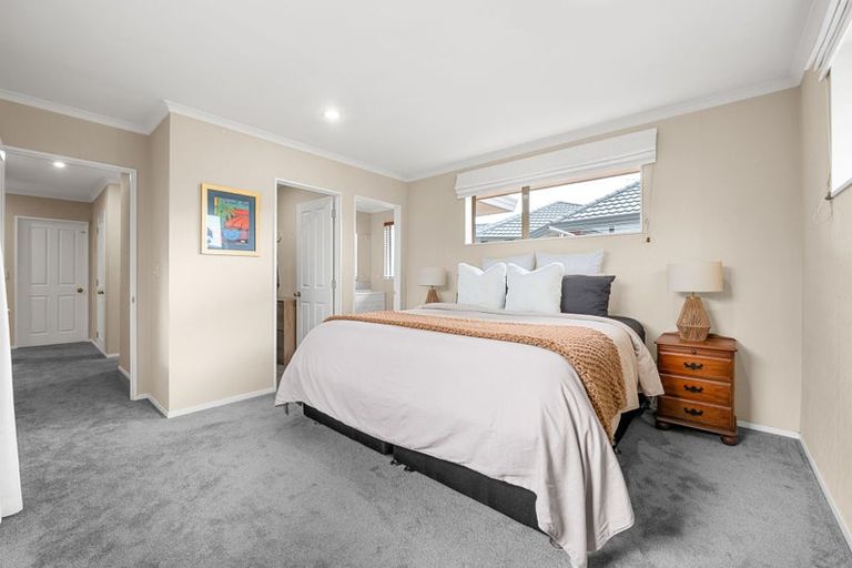 Photo of property in 10 Kirk Close, Rototuna, Hamilton, 3210