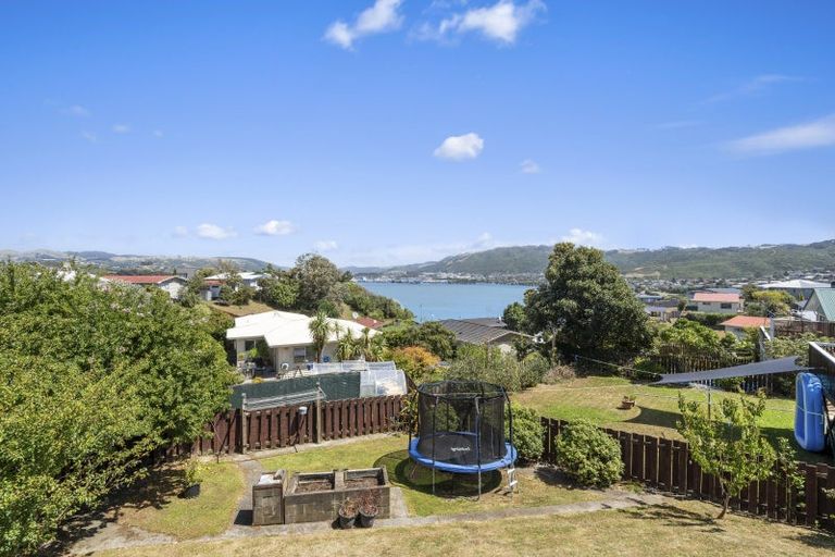 Photo of property in 10 Inlet View, Titahi Bay, Porirua, 5022