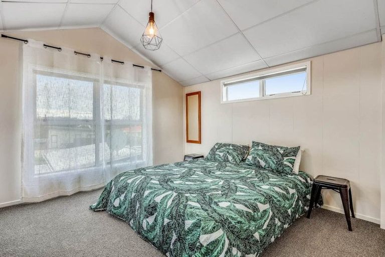 Photo of property in 16 Longview Street, Mangawhai, 0505