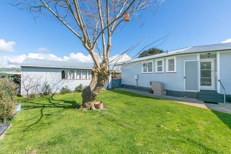 Photo of property in 6 Rhonda Avenue, Deanwell, Hamilton, 3206