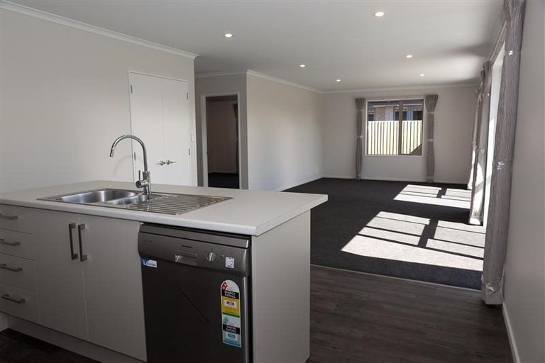 Photo of property in 4 Te Aika Street, Marshland, Christchurch, 8083