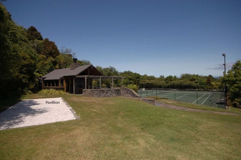 Photo of property in 21 Whakamoenga Point, Acacia Bay, Taupo, 3385