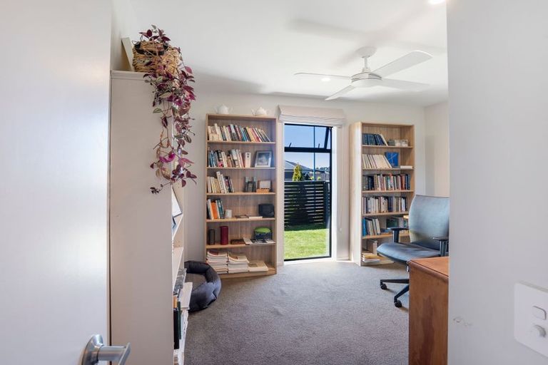 Photo of property in 17 Aroha Street, Pegasus, 7612