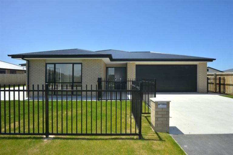Photo of property in 3 Endurance Lane, Wigram, Christchurch, 8025