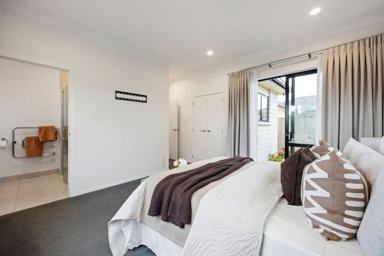 Photo of property in 12 Stan Heather Drive, Glenview, Hamilton, 3206