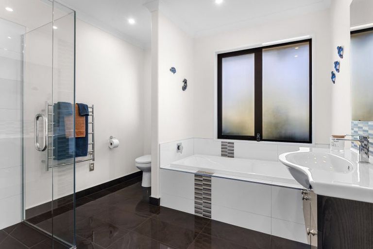 Photo of property in 2 Leyland Crescent, Swannanoa, Kaiapoi, 7692