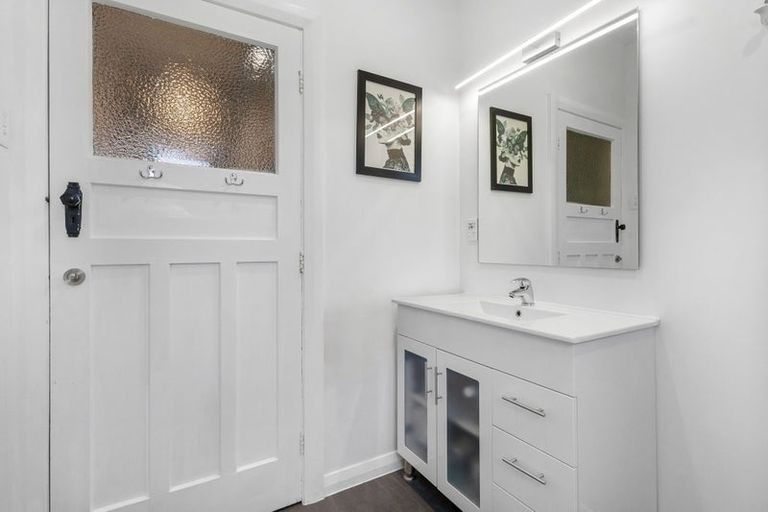 Photo of property in 59 Mcgregors Road, Bromley, Christchurch, 8062