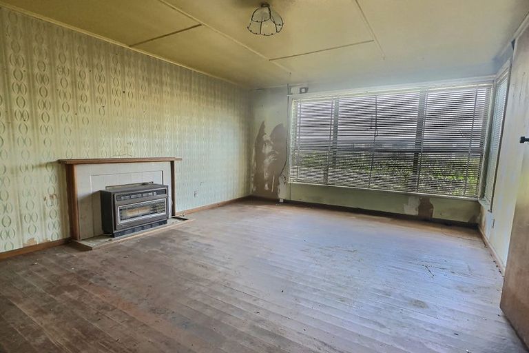 Photo of property in 77 Hillary Crescent, Maraenui, Napier, 4110