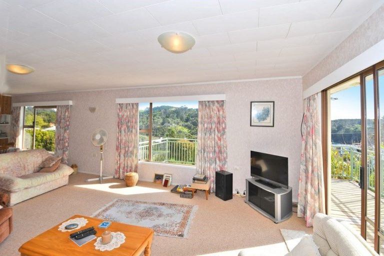 Photo of property in 18 Harbour View Road, Leigh, 0985