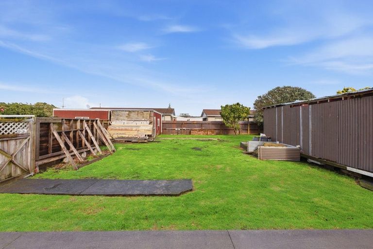 Photo of property in 80 Ngamotu Road, Spotswood, New Plymouth, 4310