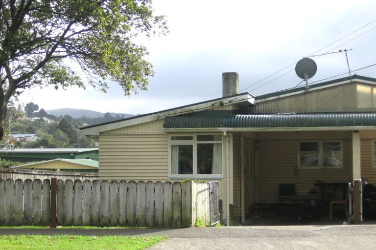 Photo of property in 16 Chittick Street, Stokes Valley, Lower Hutt, 5019