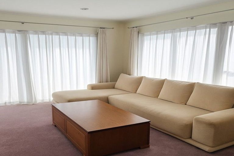 Photo of property in 3 Theodora Place, Mairangi Bay, Auckland, 0630