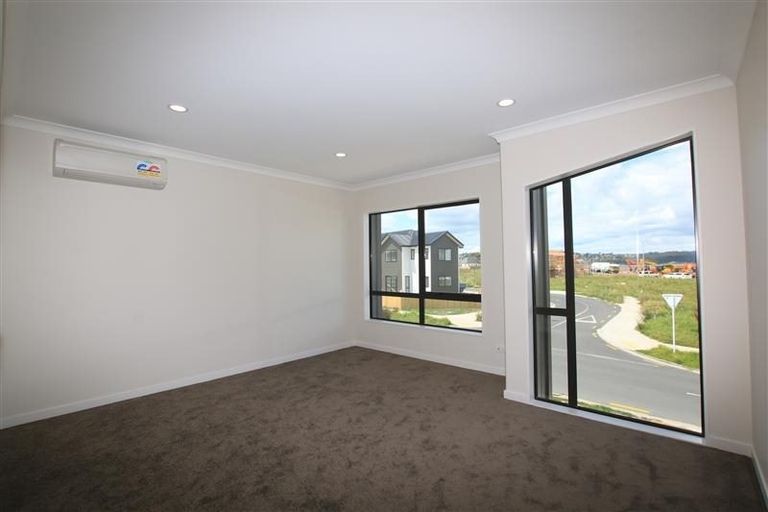 Photo of property in 6 Kokowai Parade, Hobsonville, Auckland, 0616