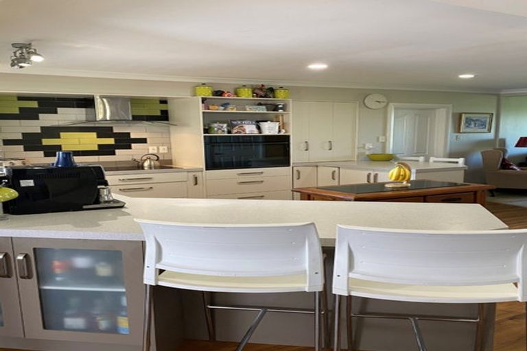 Photo of property in 81 Te Arakura Road, Feilding, 4775
