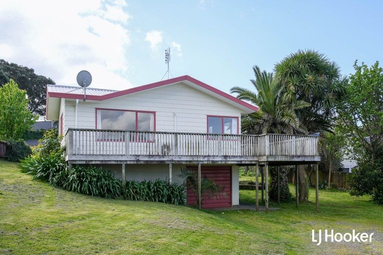 Photo of property in 8 Koutunui Road, Athenree, Katikati, 3177