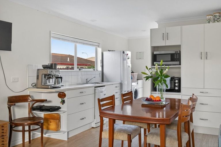 Photo of property in 184 Grenada Street, Mount Maunganui, 3116