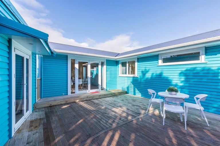 Photo of property in 25 Excellency Terrace, Ascot Park, Porirua, 5024