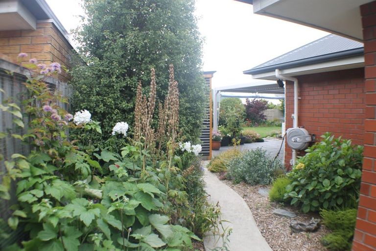 Photo of property in 18 Dawson Douglas Place, Kaiapoi, 7630