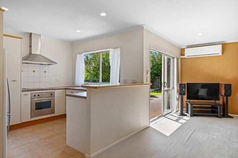 Photo of property in 12 Richfield Crescent, Westgate, Auckland, 0614