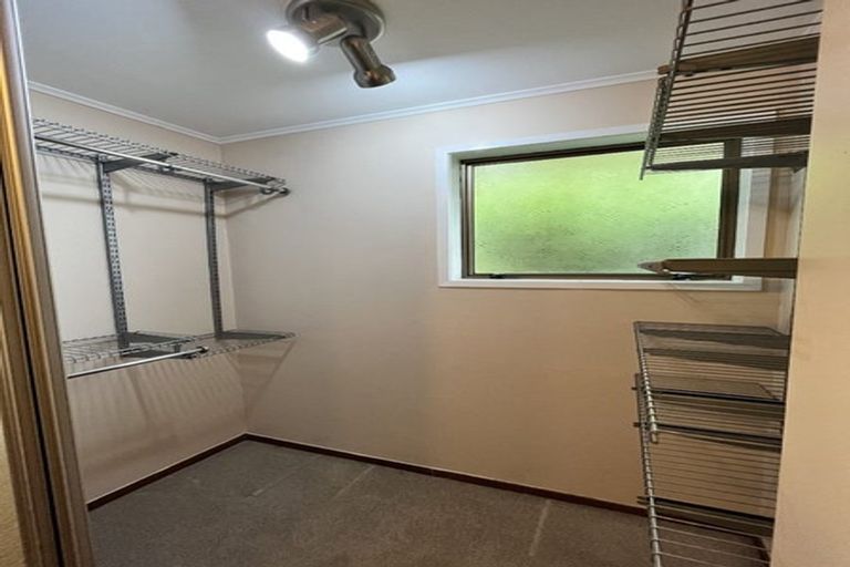 Photo of property in 10 Kallista Place, Browns Bay, Auckland, 0630