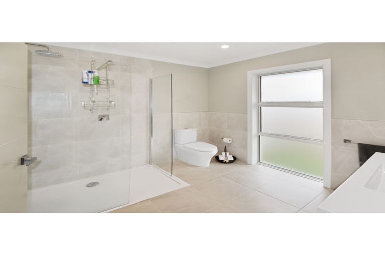 Photo of property in 14 Lakeland Avenue, Twizel, 7901