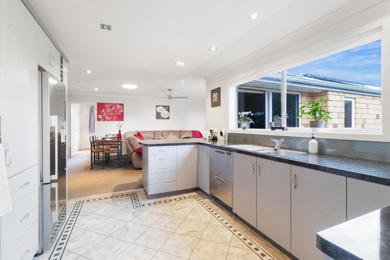 Photo of property in 15 Burr Street, Cambridge, 3434