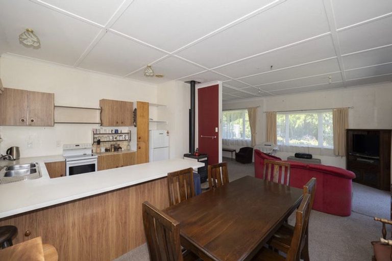 Photo of property in 404 North Road, Mauriceville, Masterton, 5882