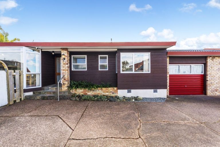 Photo of property in 2/73 Vintage Drive, Henderson, Auckland, 0612