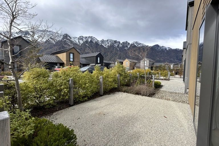 Photo of property in 41 Mulholland Drive, Jacks Point, 9371