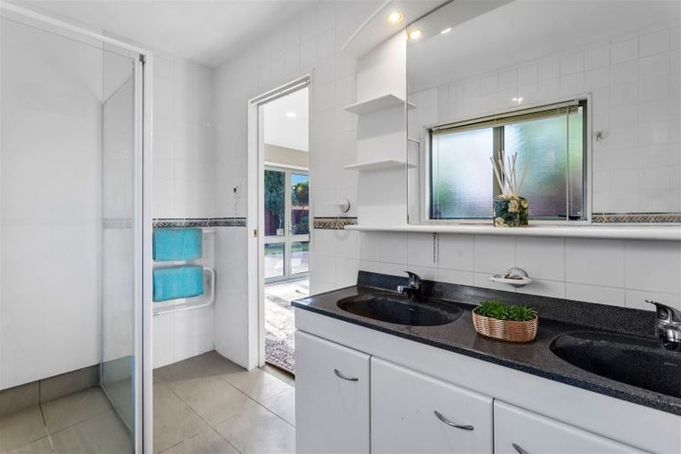 Photo of property in 68 Ti Rakau Drive, Woolston, Christchurch, 8023