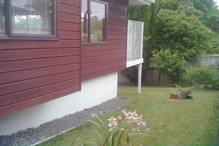 Photo of property in 2/86 Monarch Avenue, Hillcrest, Auckland, 0627