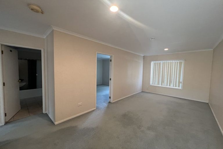 Photo of property in Tuscany Towers, 85/1 Ambrico Place, New Lynn, Auckland, 0600
