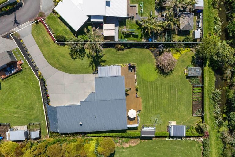 Photo of property in 22 Reo Crescent, Waihi Beach, 3611