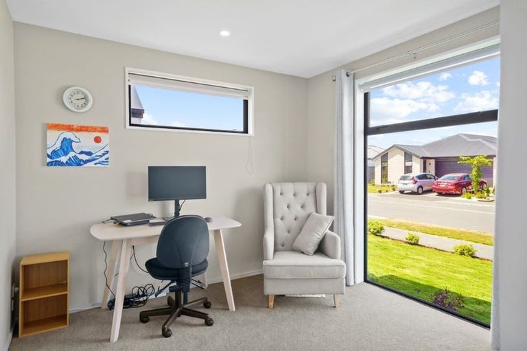 Photo of property in 7 Borthwick Street, Belfast, Christchurch, 8051